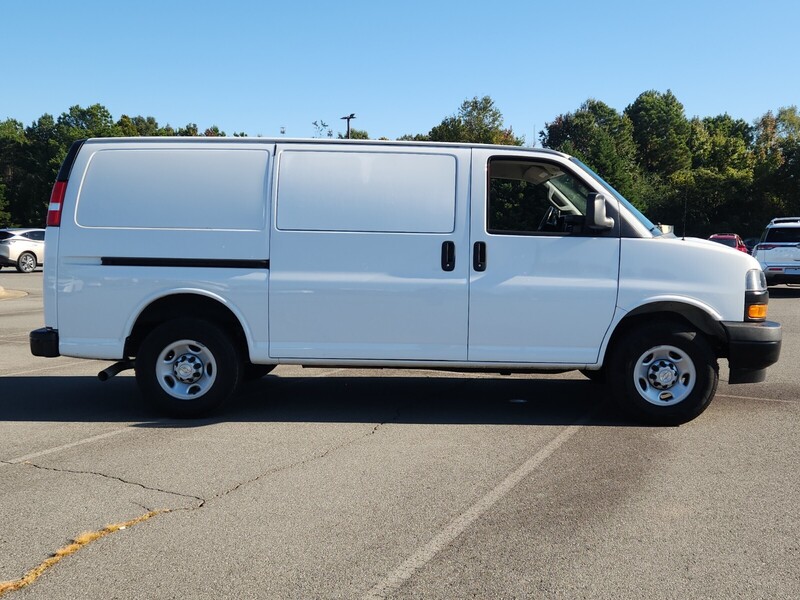 2021 Chevrolet Express 2500 Work Van Cargo photo 2
