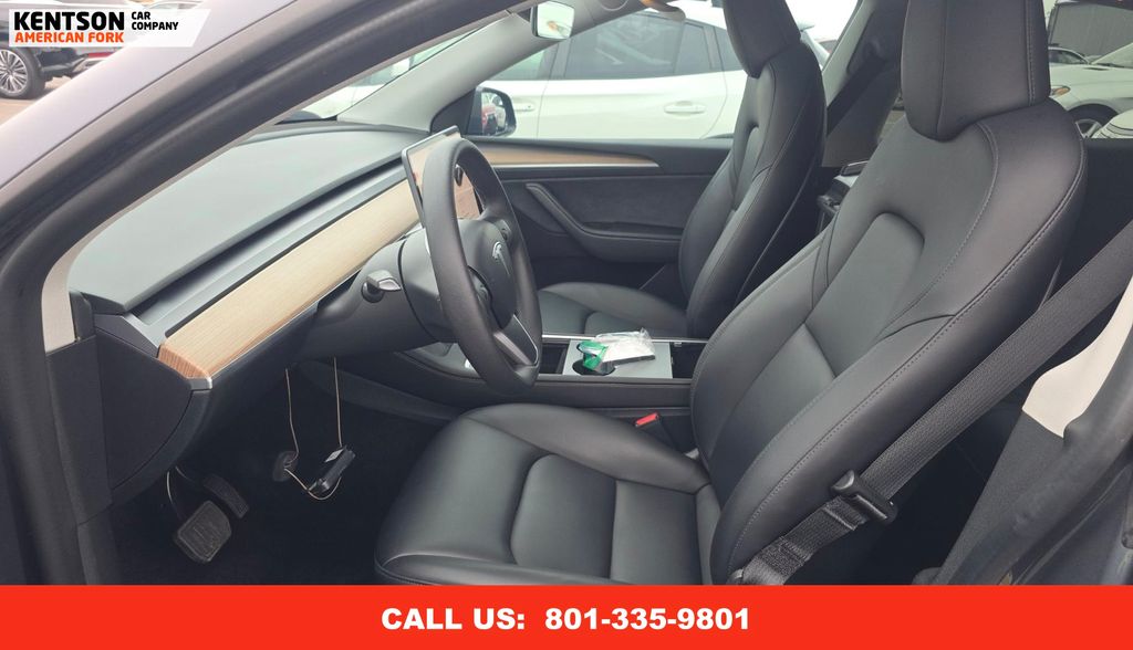 2023 Tesla Model Y Long Range photo 4