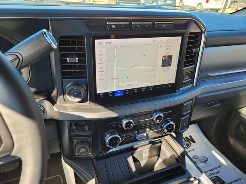 2024 Ford F-250 Platinum photo 18
