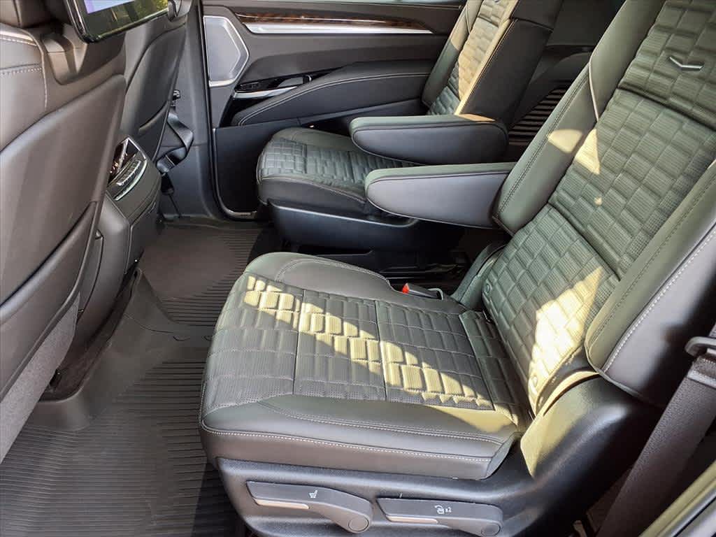 2025 Cadillac Escalade Sport Platinum photo 17