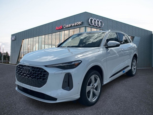 2025 Audi New Q5 Premium Plus's photo