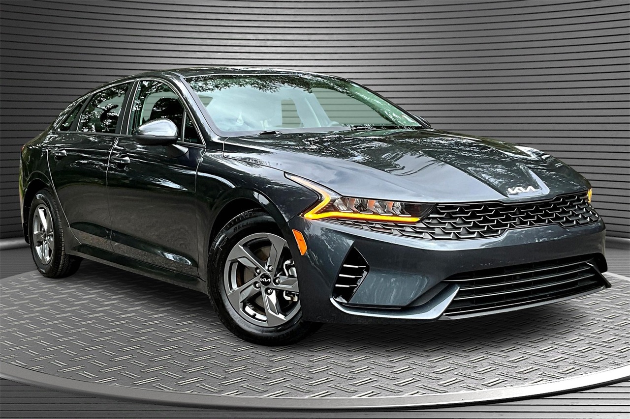 2023 Kia K5 LXS photo 3