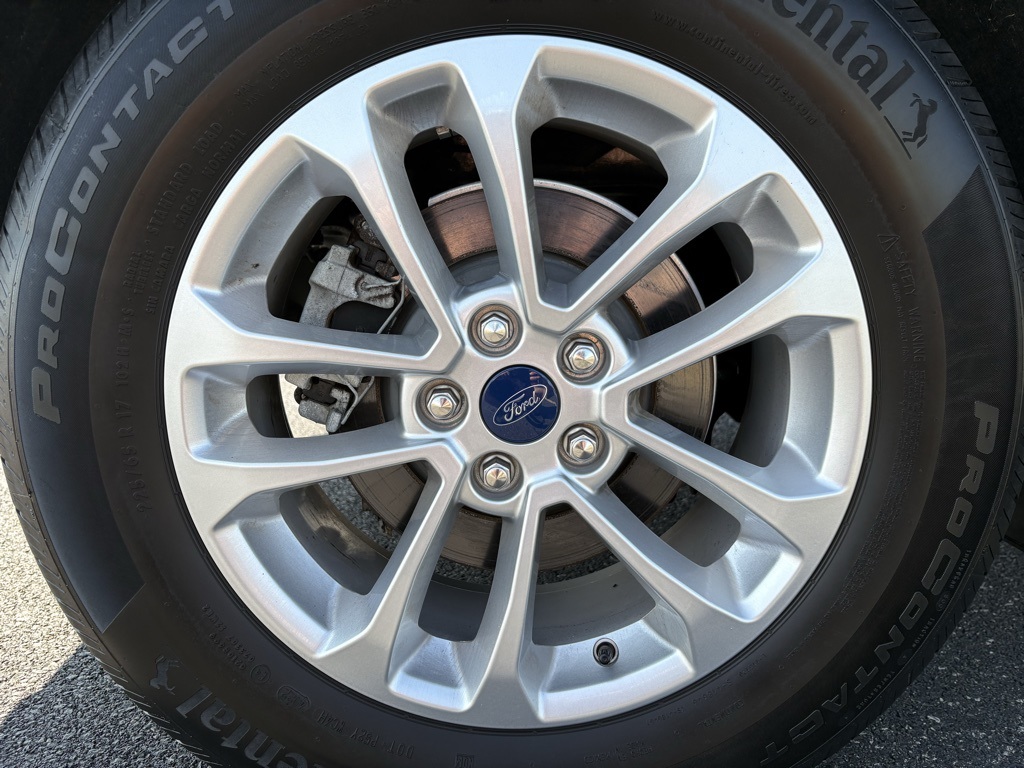 2022 Ford Escape SE photo 27