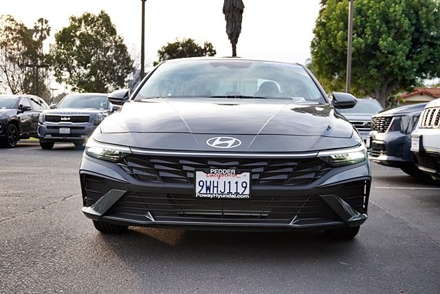 Used 2026 Gray Hyundai SE image 4