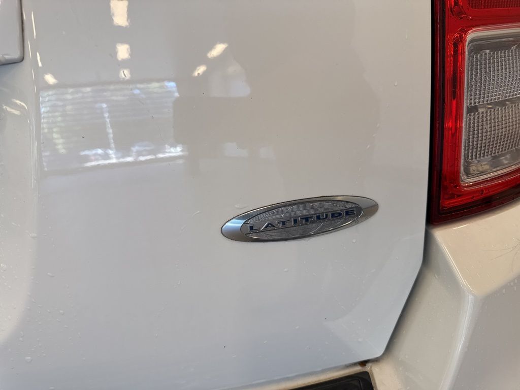 2013 Jeep Compass Latitude photo 10