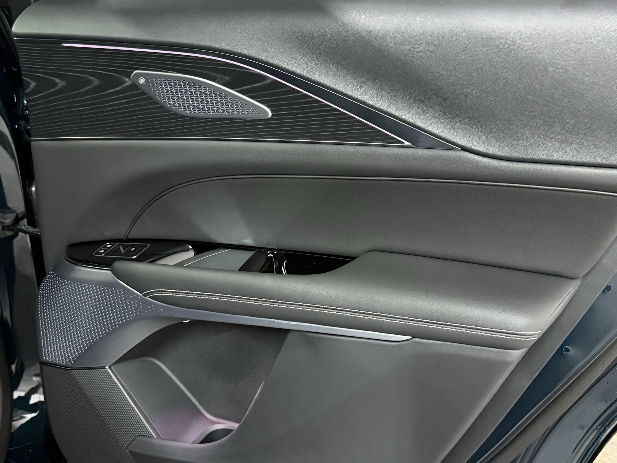 2026 Cadillac Lyriq photo 40