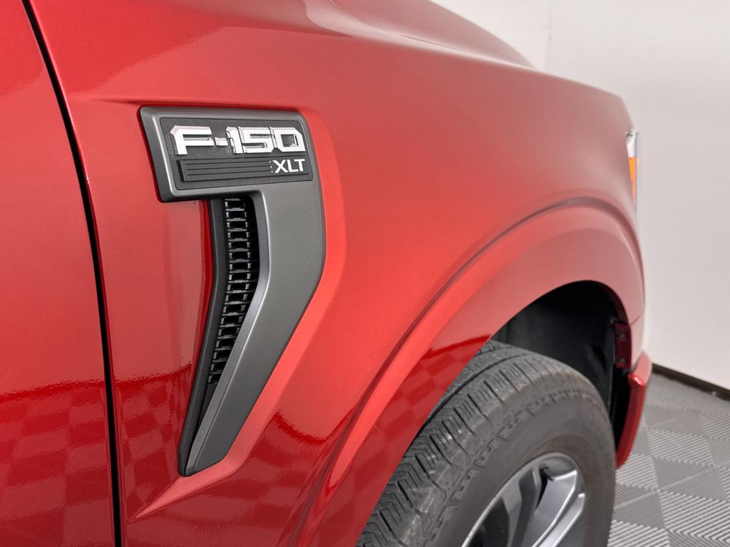 2023 Ford F-150 XLT photo 21