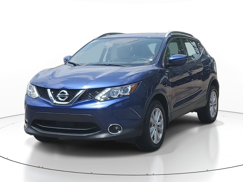 2018 Nissan Rogue Sport SV photo 2