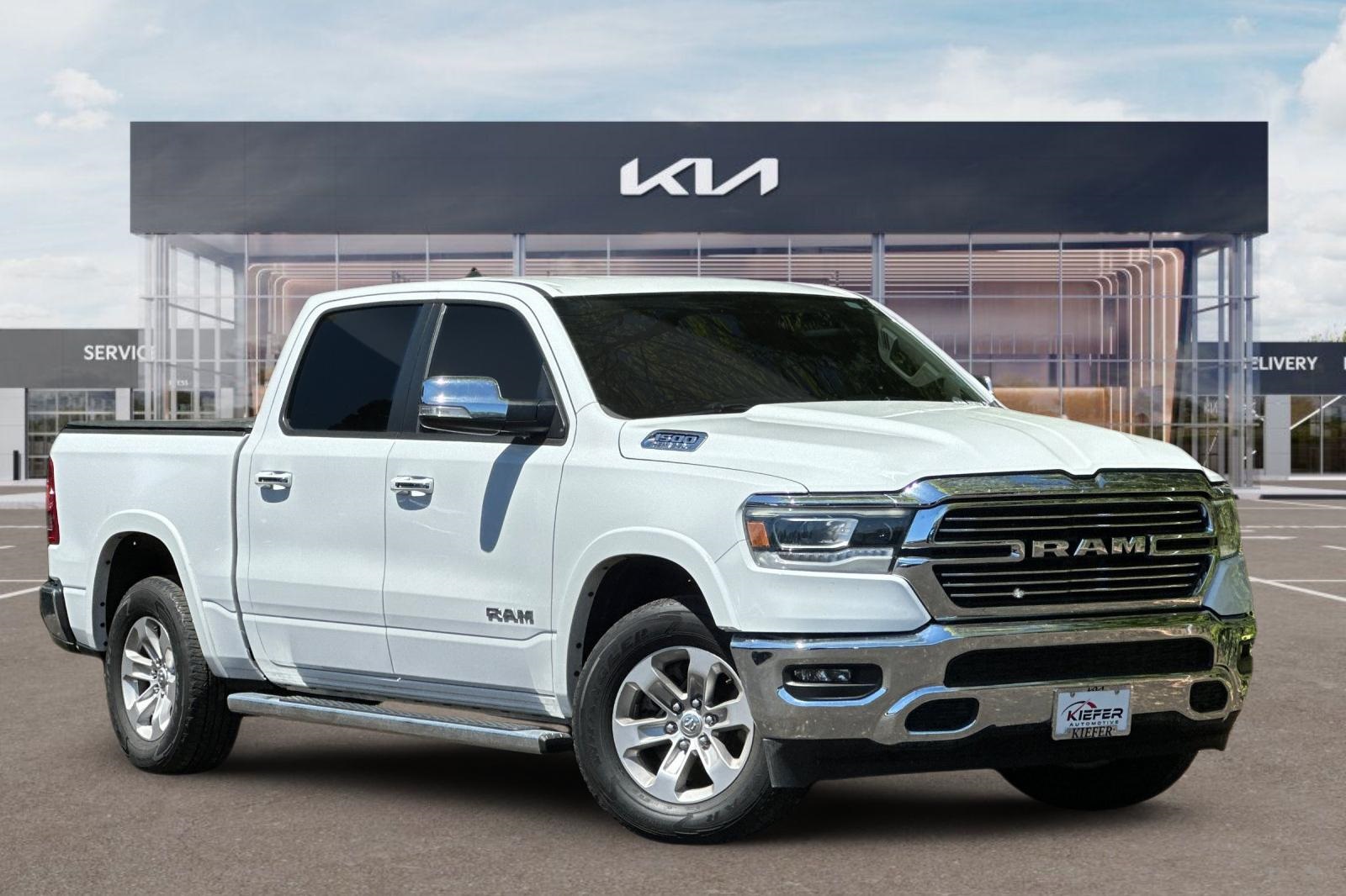 2021 Ram 1500 Laramie photo 2