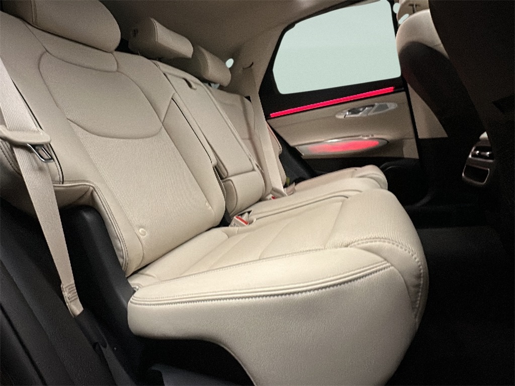 2026 Genesis GV70 2.5T Advanced photo 14
