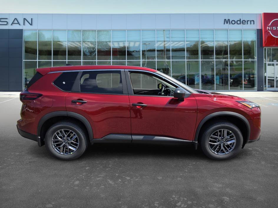 2025 Nissan Rogue S photo 3