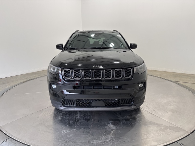 2026 Jeep Compass Latitude Altitude photo 2