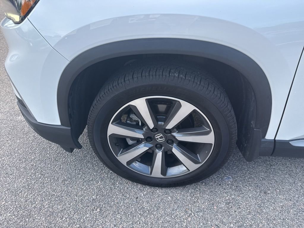 2023 Honda Pilot Elite photo 2