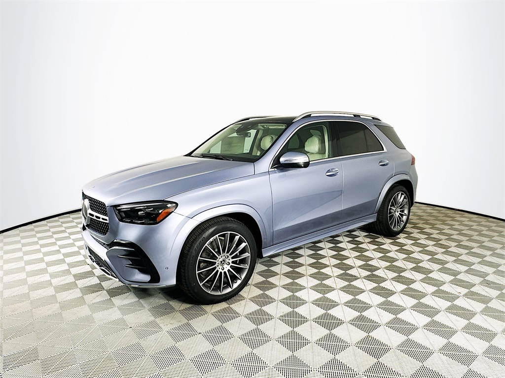 2026 Mercedes Benz GLE 450 4MATIC photo 3