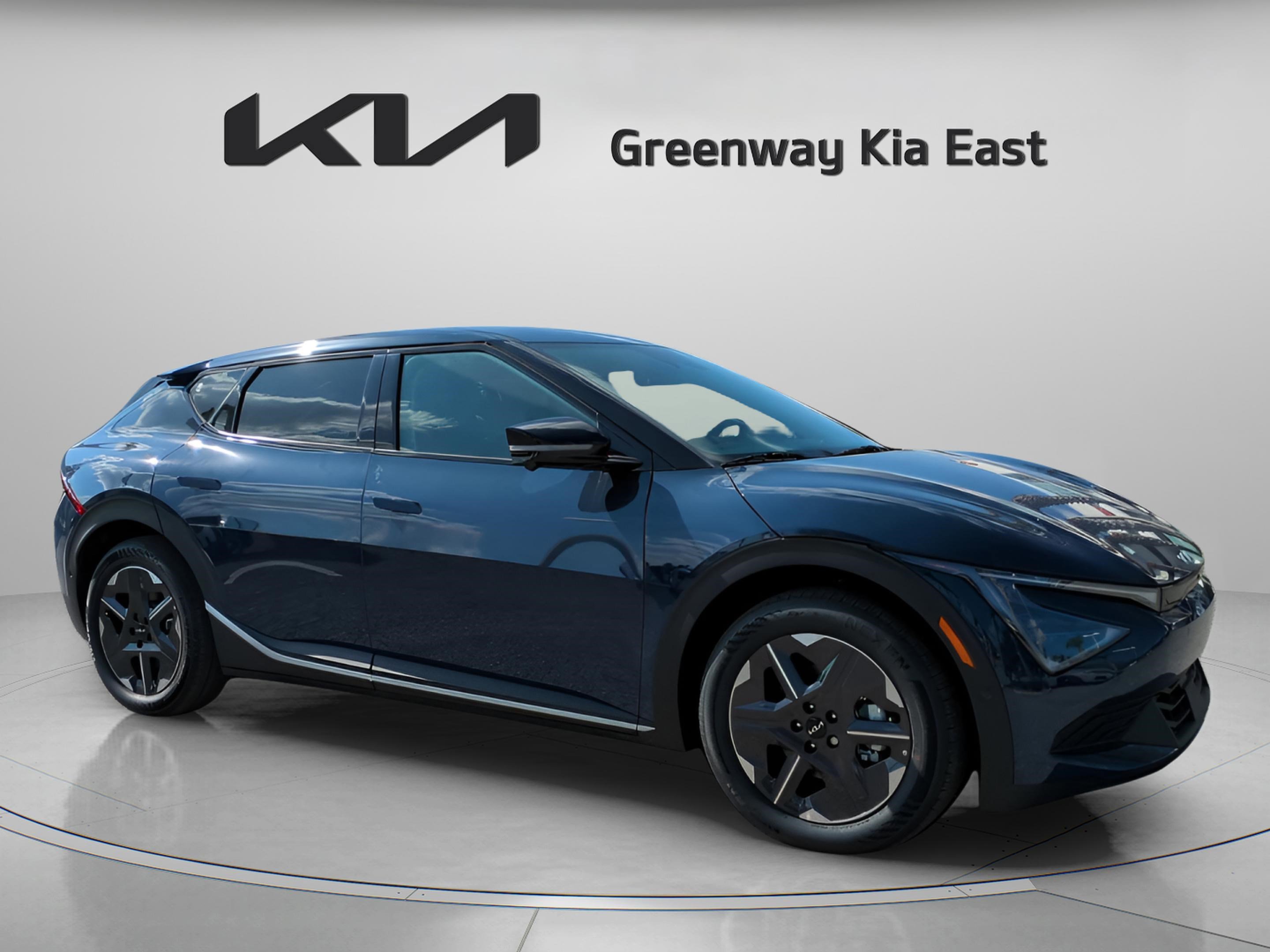 2025 Kia EV6 Light L/R's photo