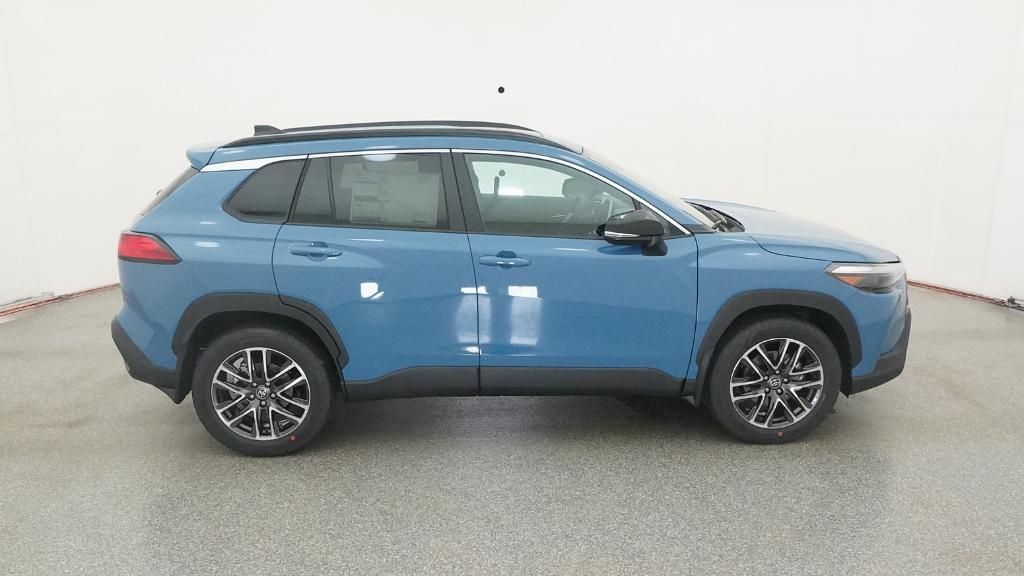 2026 Toyota Corolla Cross XLE photo 25