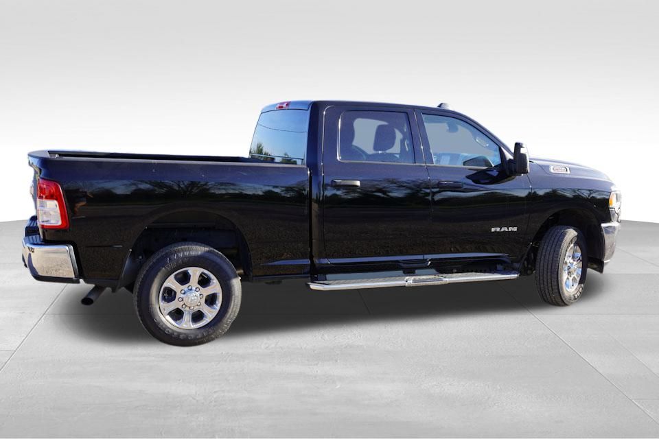 2024 Ram 2500 Big Horn photo 4