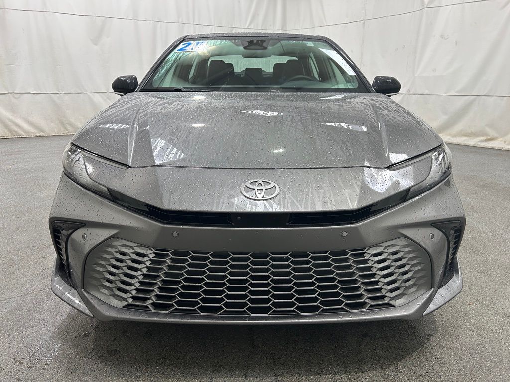 2025 Toyota Camry XSE photo 3
