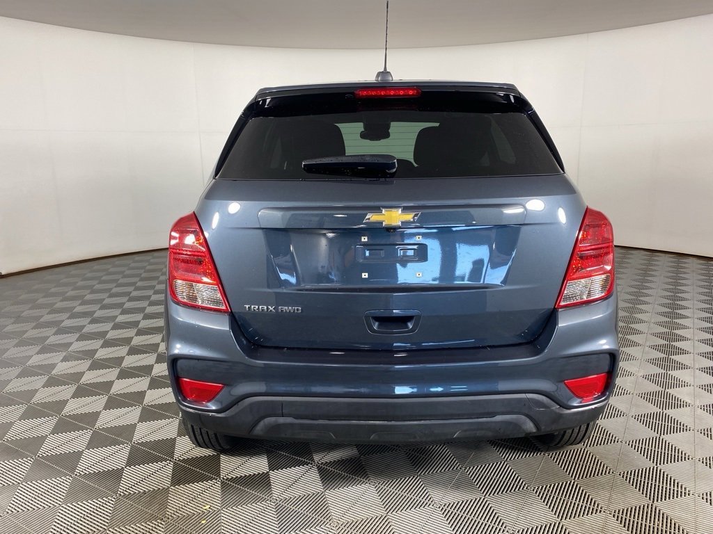 2022 Chevrolet Trax LS photo 6