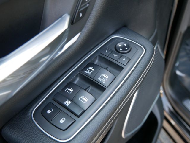 2020 Ram 1500 Laramie photo 15