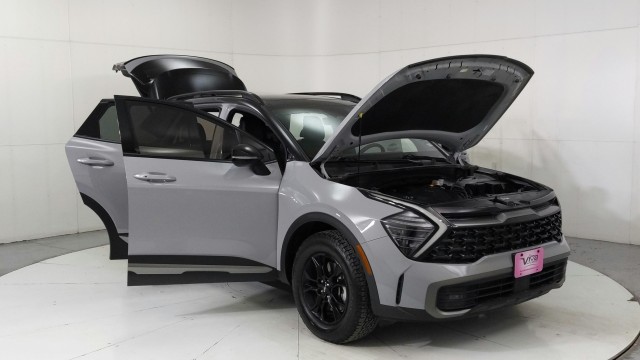 Used 2024 Wolf Gray/Ebony Black Roof Kia X-Pro image 13