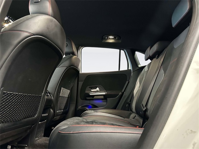 2022 Mercedes Benz GLA 250 4MATIC photo 9