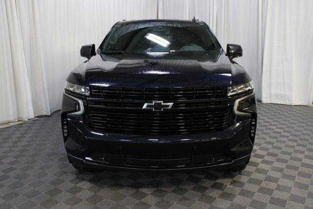2024 Chevrolet Suburban RST photo 2