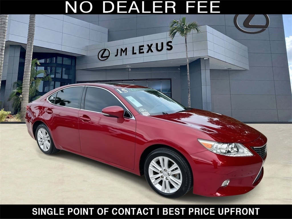 2015 Lexus ES 350's photo