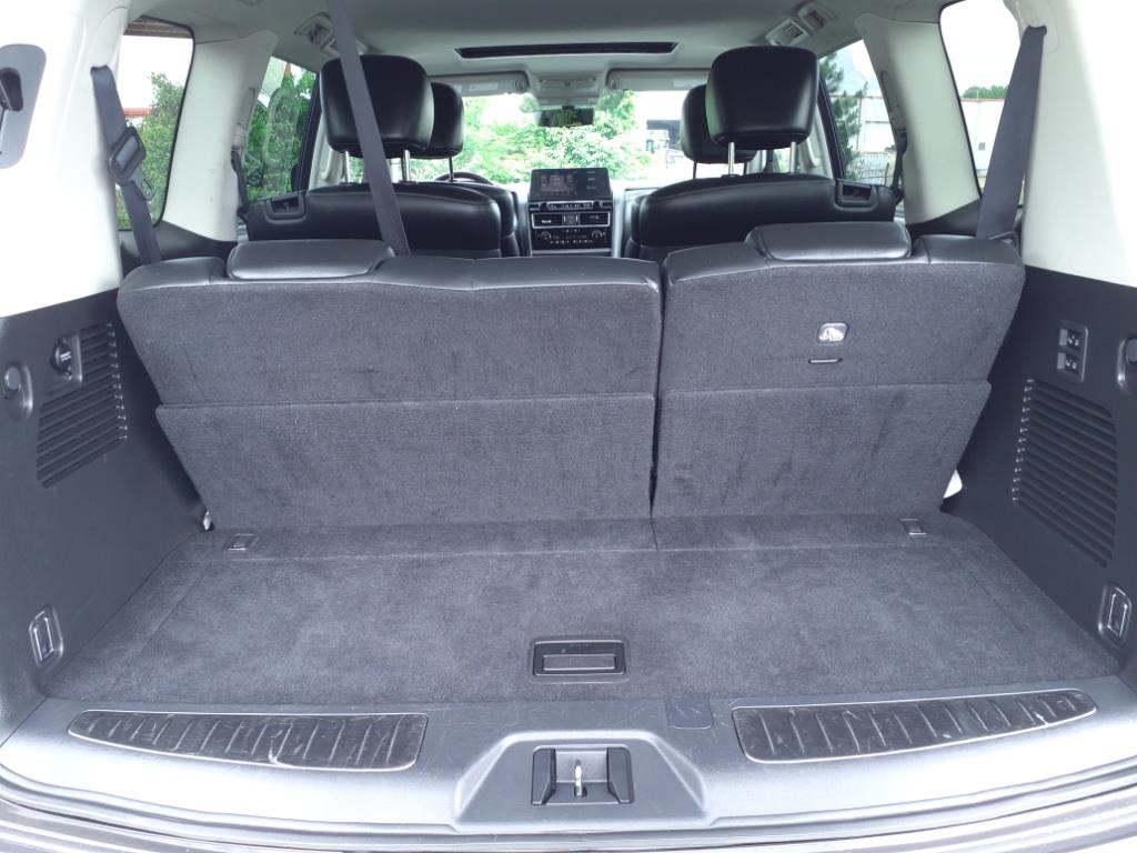 2024 Infiniti QX80 Luxe photo 2