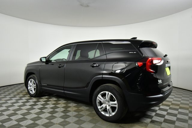 2024 Gmc Terrain SLE photo 4