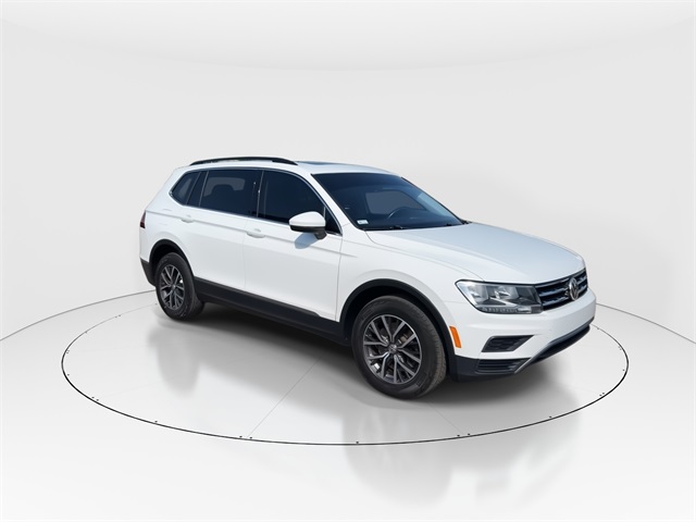 2018 Volkswagen Tiguan SE photo 2