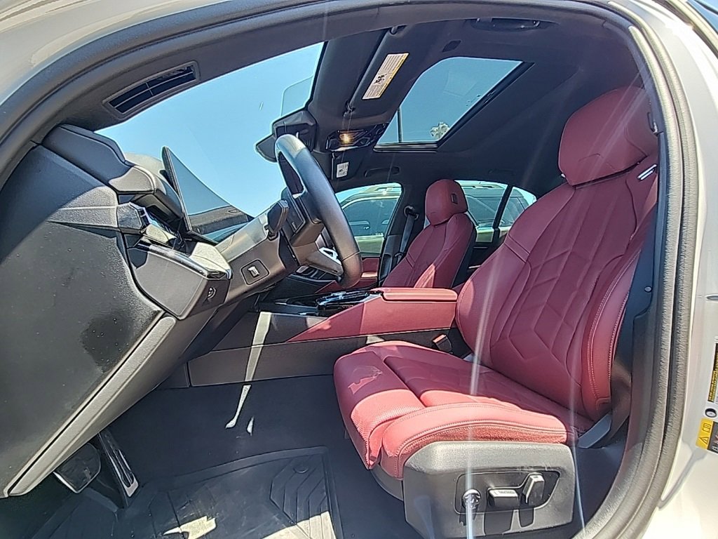Used 2025 BMW i5 Base with VIN WBY13HG0XSCS85628 for sale in Tampa, FL