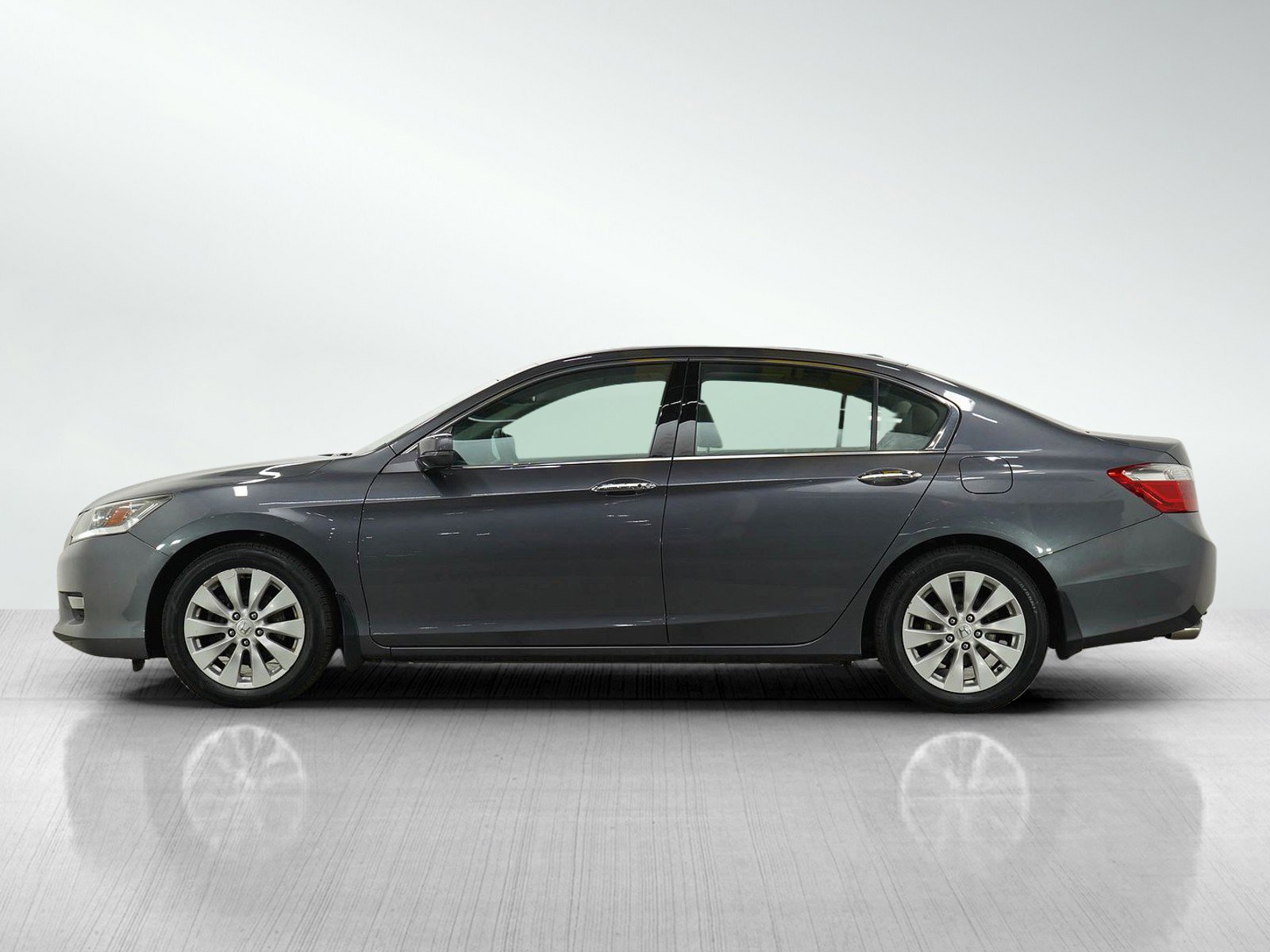 Used 2013 Honda Accord Touring V6 with VIN 1HGCR3F98DA033372 for sale in Burnsville, Minnesota