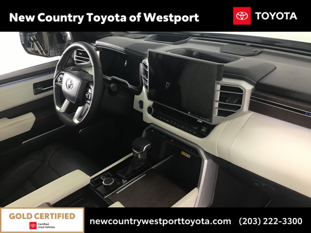 2024 Toyota Sequoia Capstone photo 17