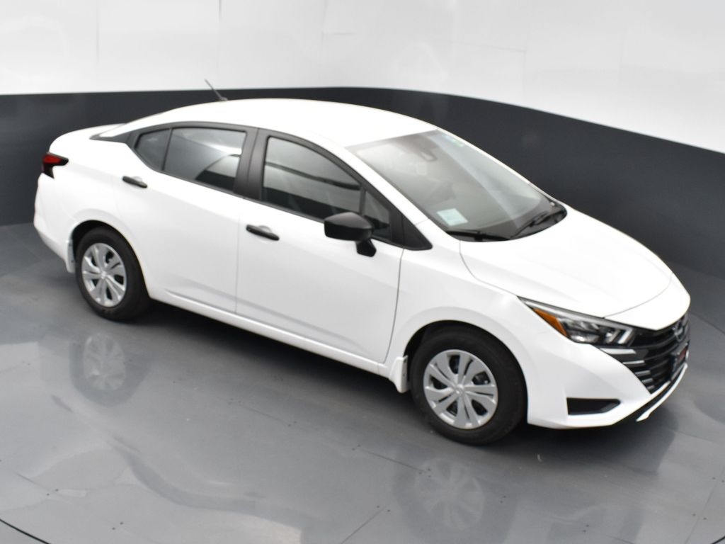 2025 Nissan Versa 1.6 S photo 30