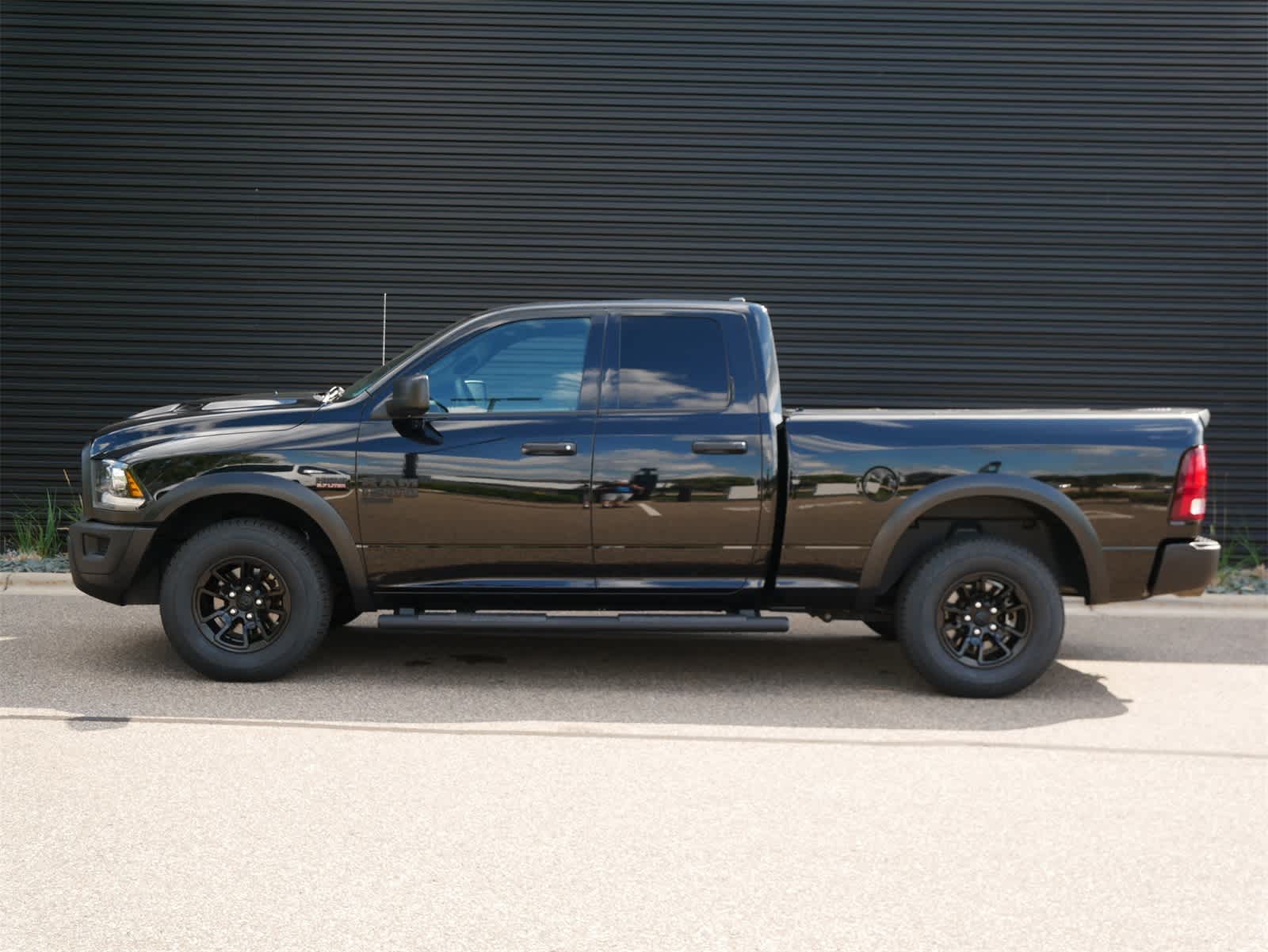 Used 2022 RAM Ram 1500 Classic Warlock with VIN 1C6RR7GT9NS156353 for sale in Saint Paul, Minnesota