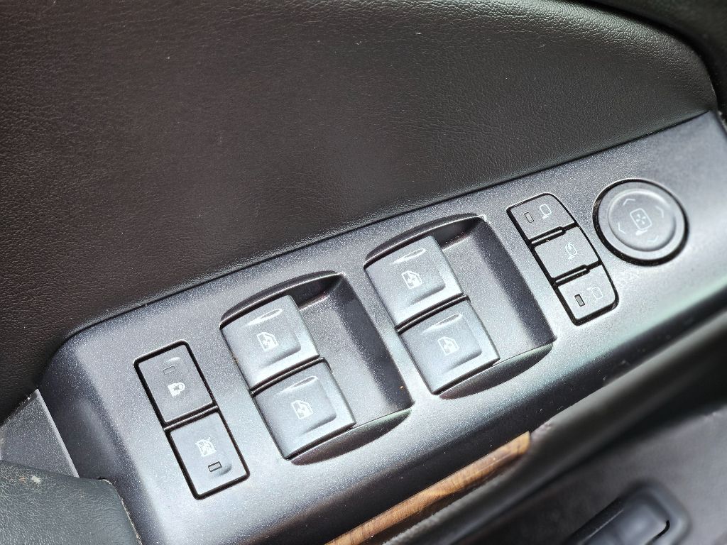 2019 Chevrolet Tahoe LT photo 20