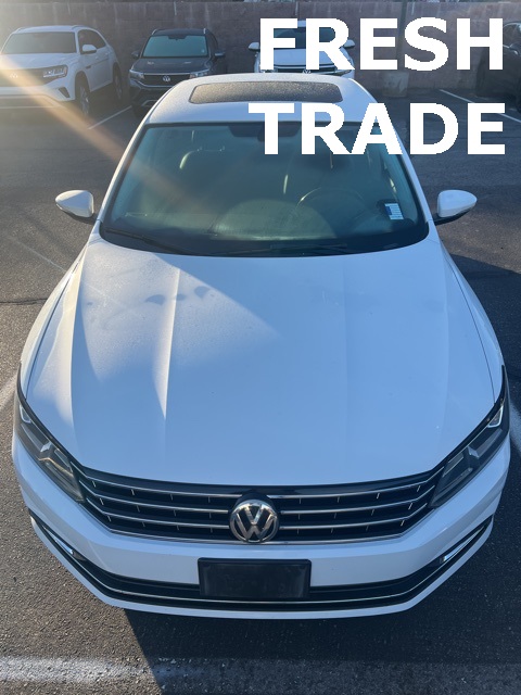 2016 Volkswagen Passat TDI SE photo 3