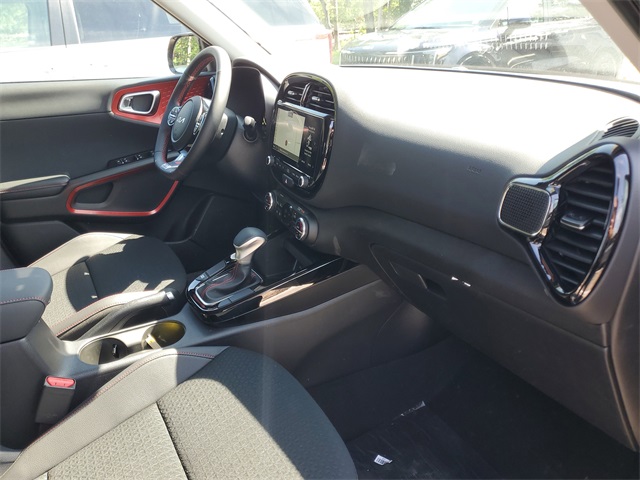 2025 Kia Soul GT-Line photo 31
