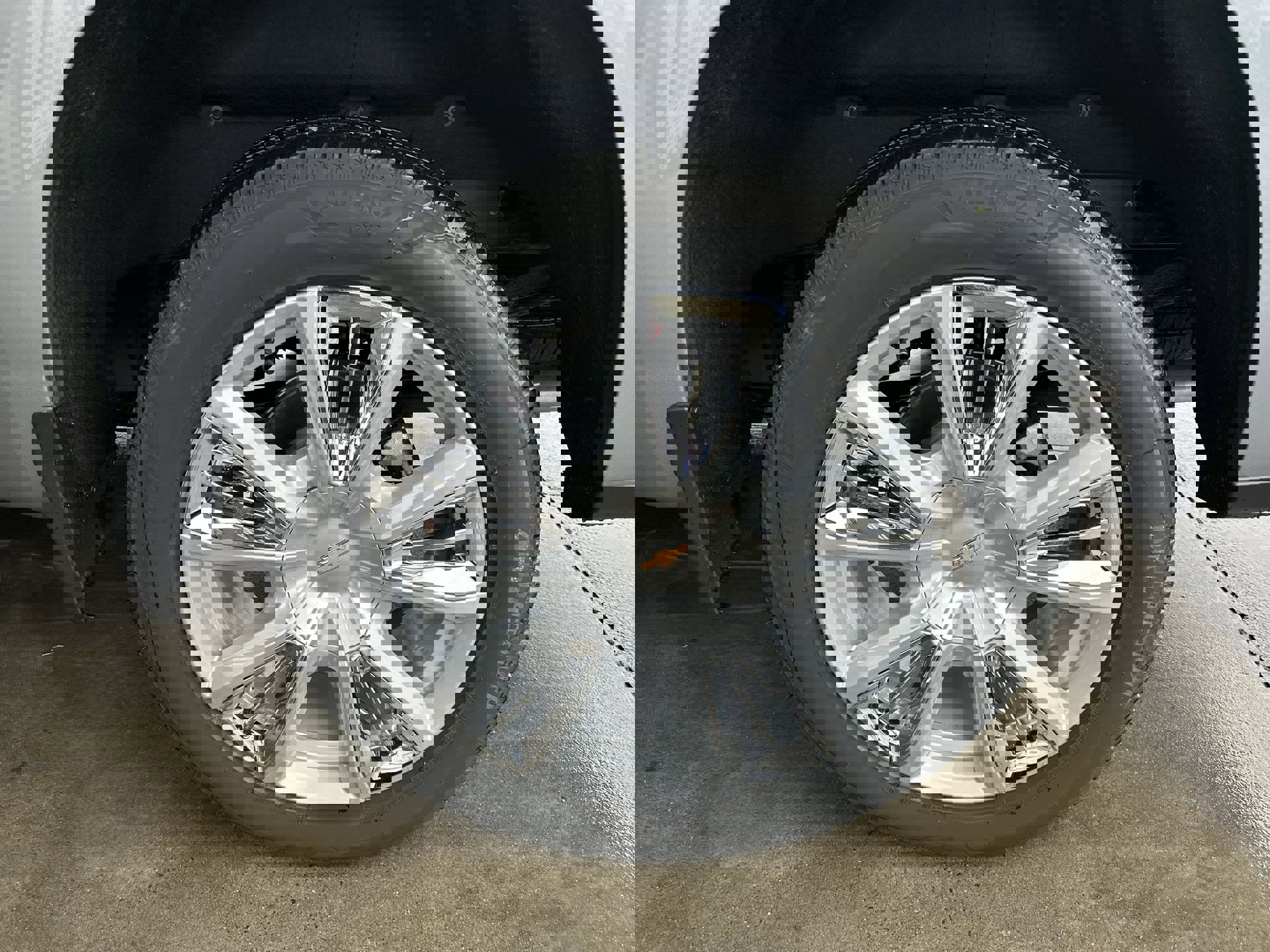 2025 Chevrolet Silverado 1500 High Country photo 9