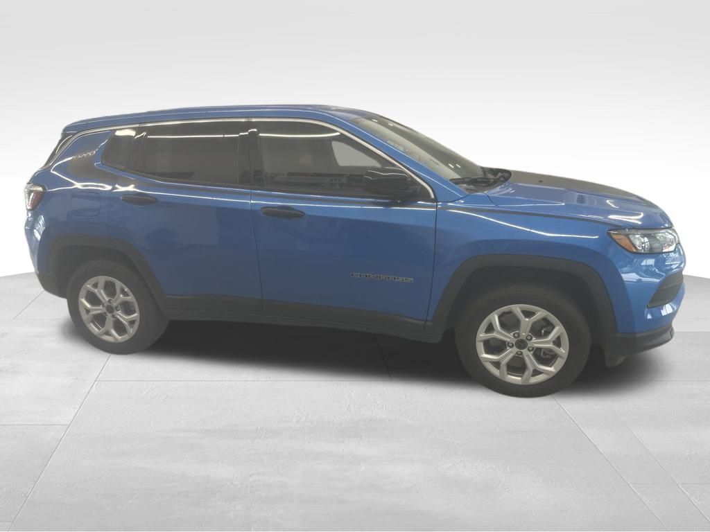 2025 Jeep Compass Sport photo 10