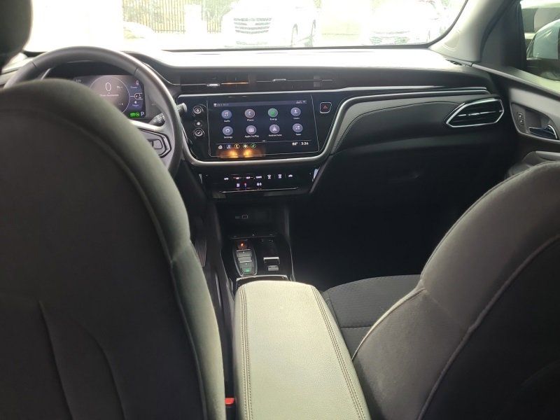 2022 Chevrolet Bolt EUV photo 3