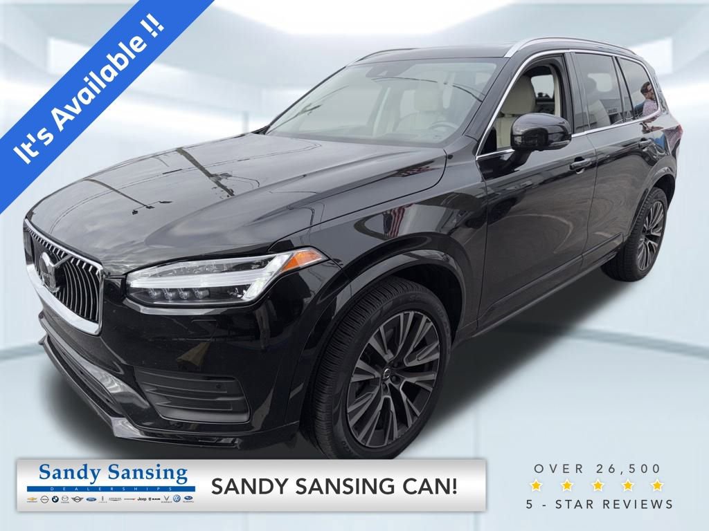 2021 Volvo XC90 Momentum's photo
