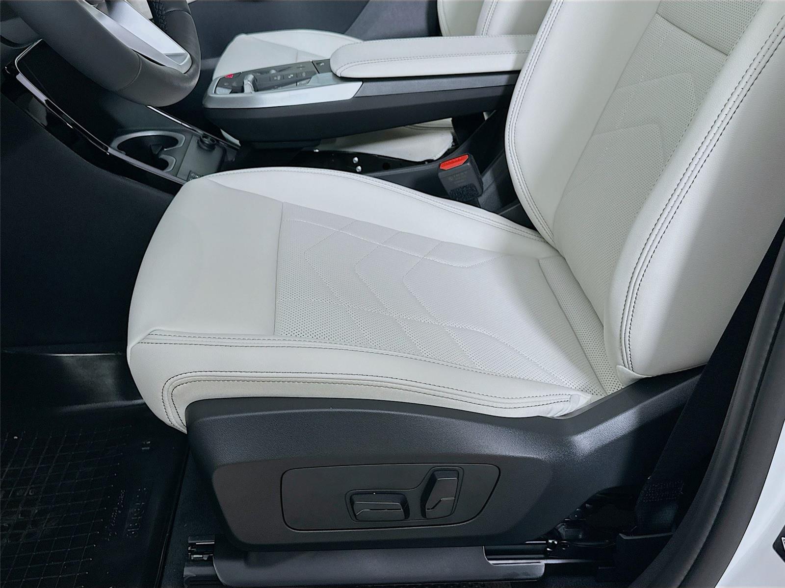 2026 Bmw X1 XDrive28i photo 18