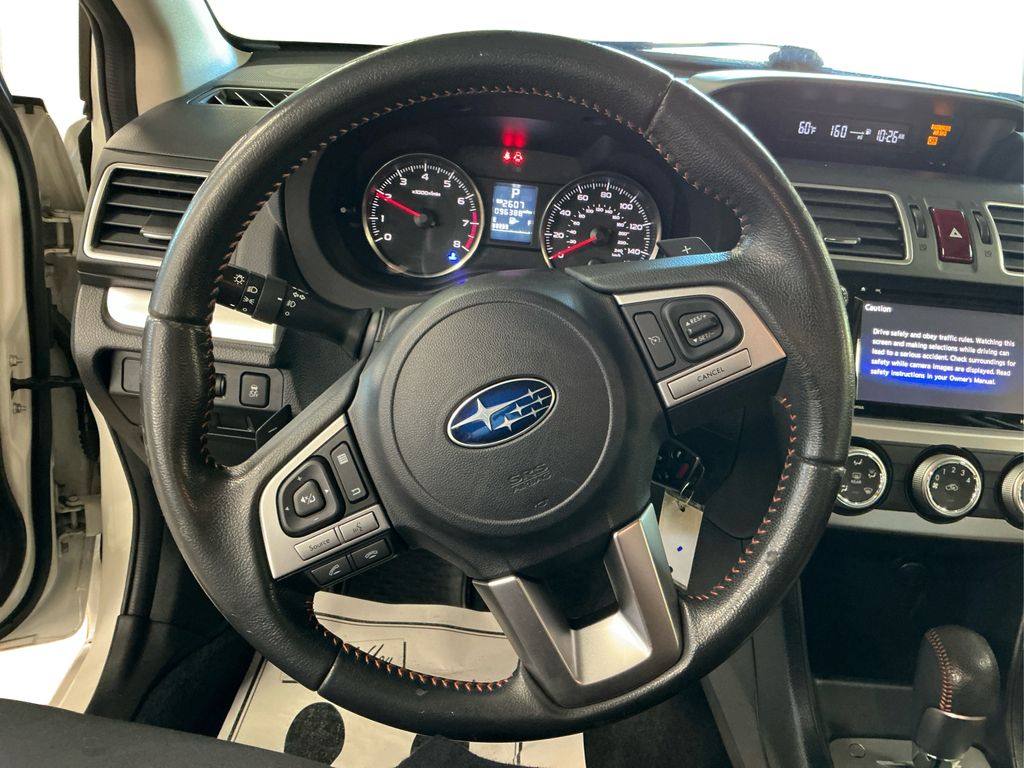 2017 Subaru Crosstrek 2.0i Premium photo 11