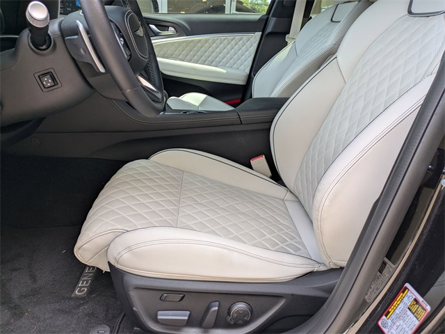 2025 Genesis G70 3.3T Sport Advanced photo 19