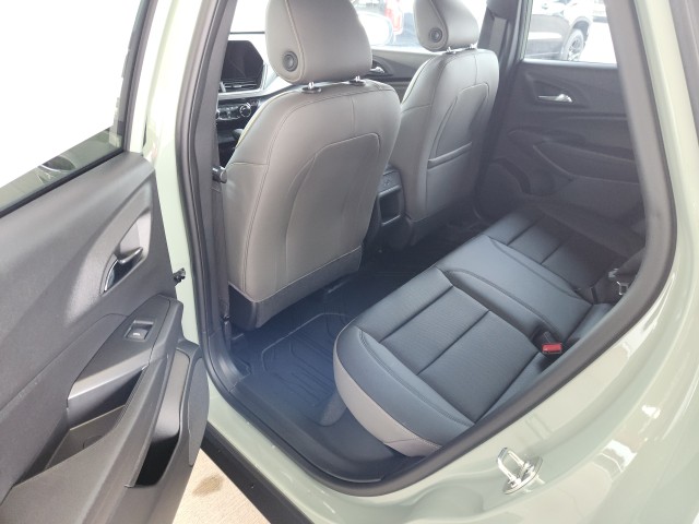 2025 Chevrolet Trax ACTIV photo 13
