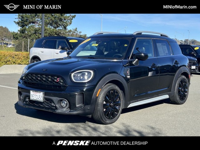 2023 MINI Countryman S's photo