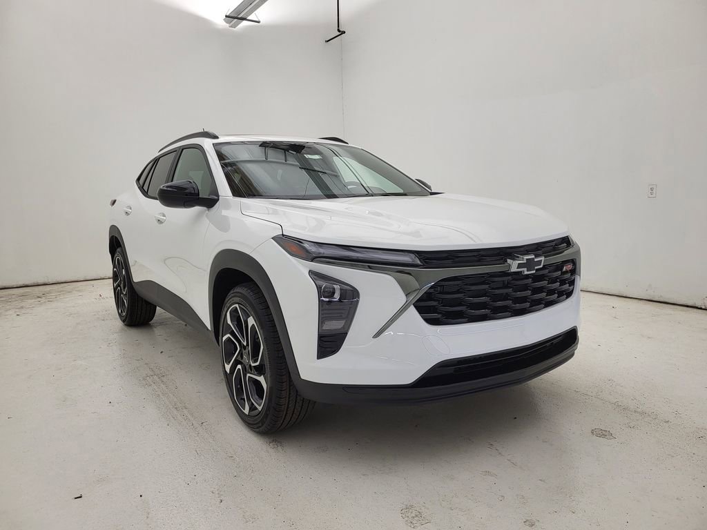 2025 Chevrolet Trax photo 12