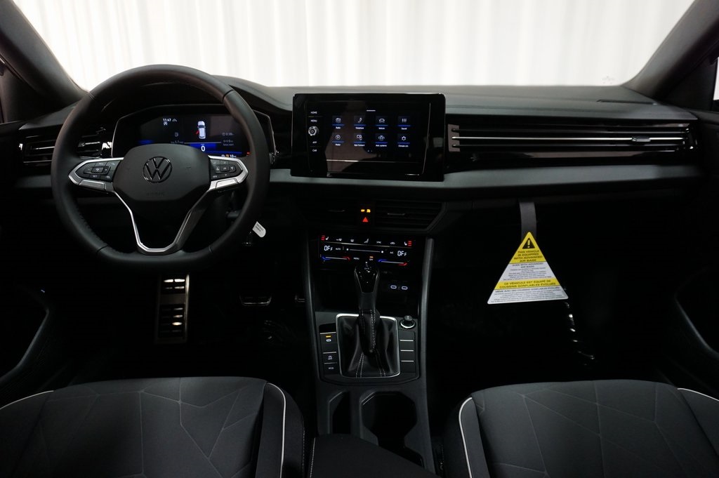 2025 Volkswagen Jetta 1.5T Sport photo 15